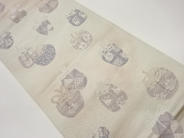 仕覆に古典柄模様織出し袋帯